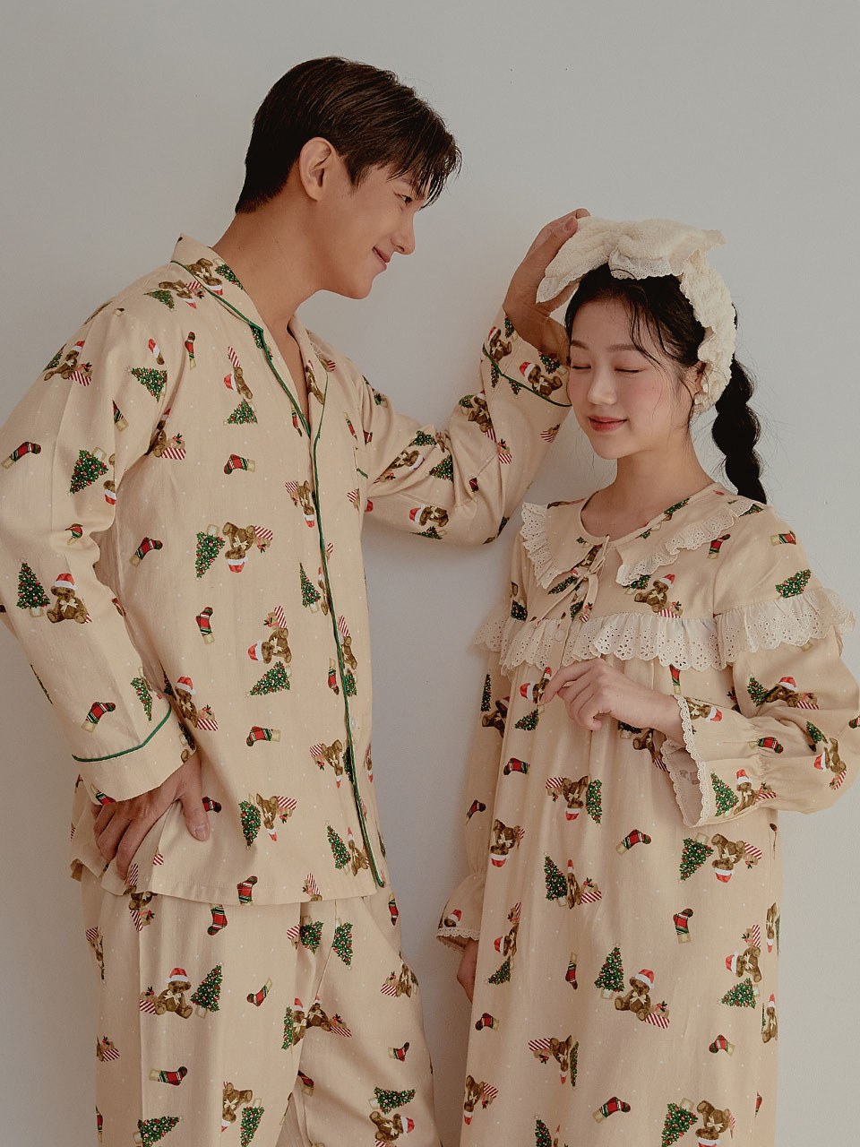 [Men-Green sold out]Couple Santa Bear Napping Cotton Dress (Long-Sleeved Round Neck) 22-08852